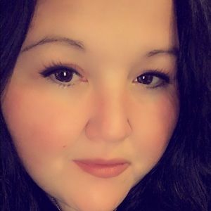 Meet your Posher, Dena